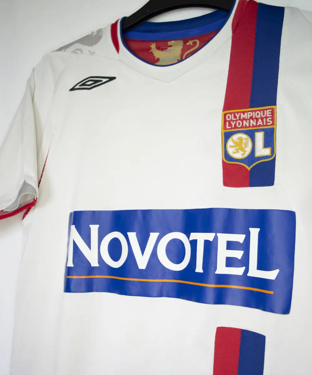 Maillot foot authentique retro et vintage - Olympique Lyonnais domicile 2006/2007 (S) - Le Maillot Vintage : Maillots de foot authentique retro et vintage