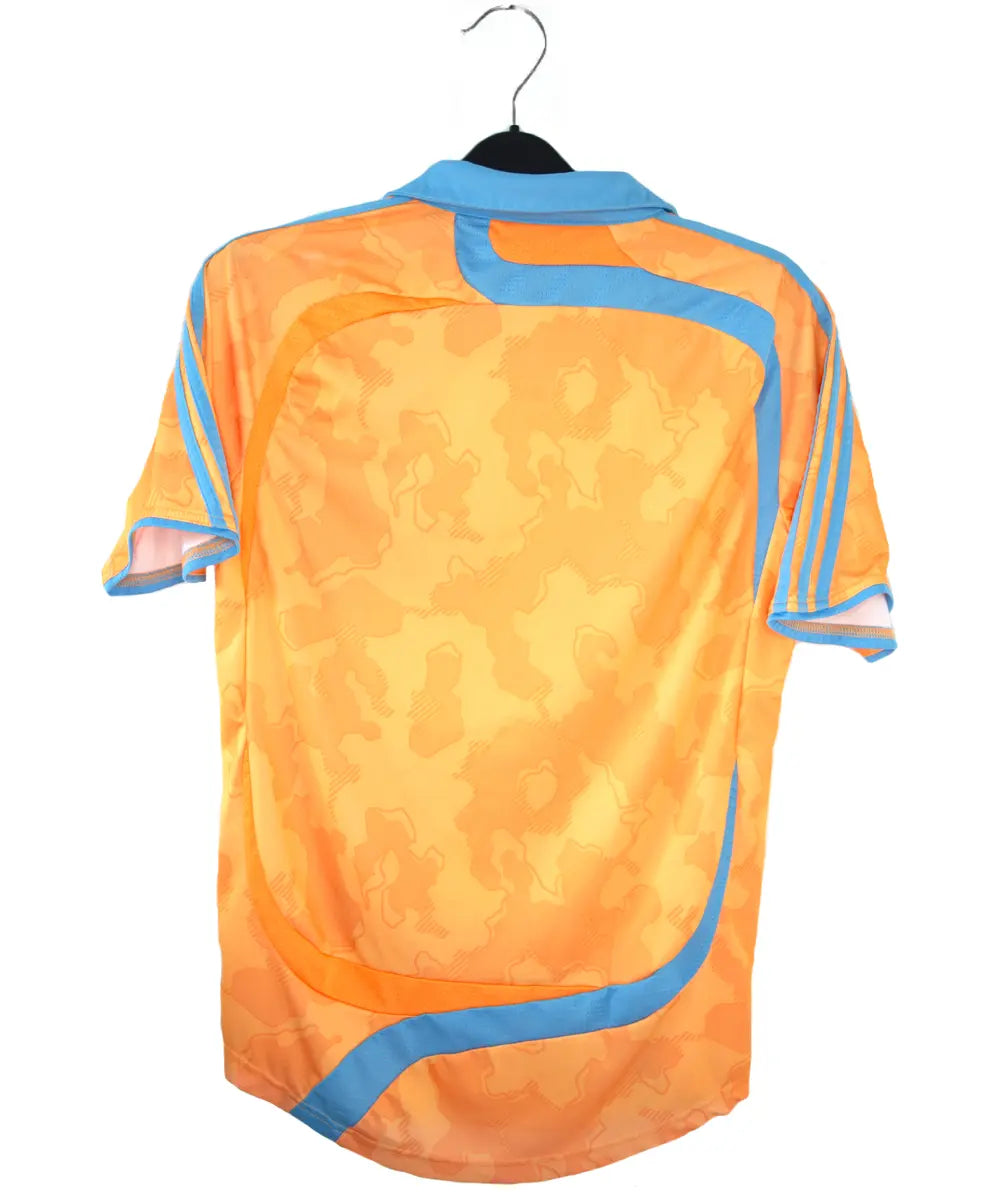 Maillot vintage third de l'om de la saison 2007-2008. On peut retrouver l'équipementier adidas et le sponsor neuf