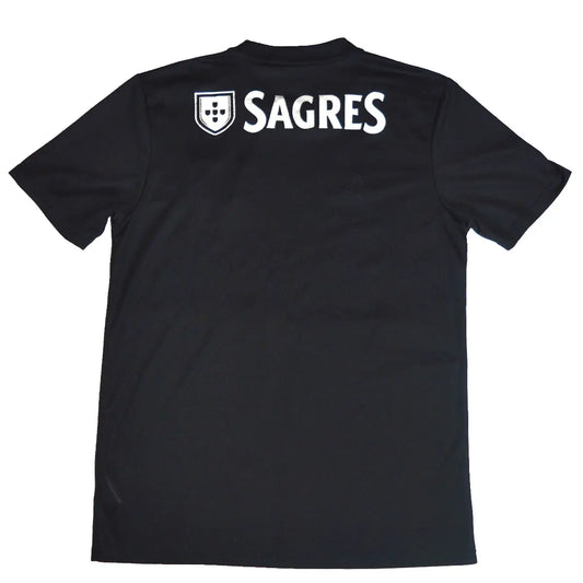 Maillot retro/vintage authentique extérieur noir du benfica de dos, porté lors de la saison2020-2021 avec l'équipementier adidas et le sponsor emirates fly better