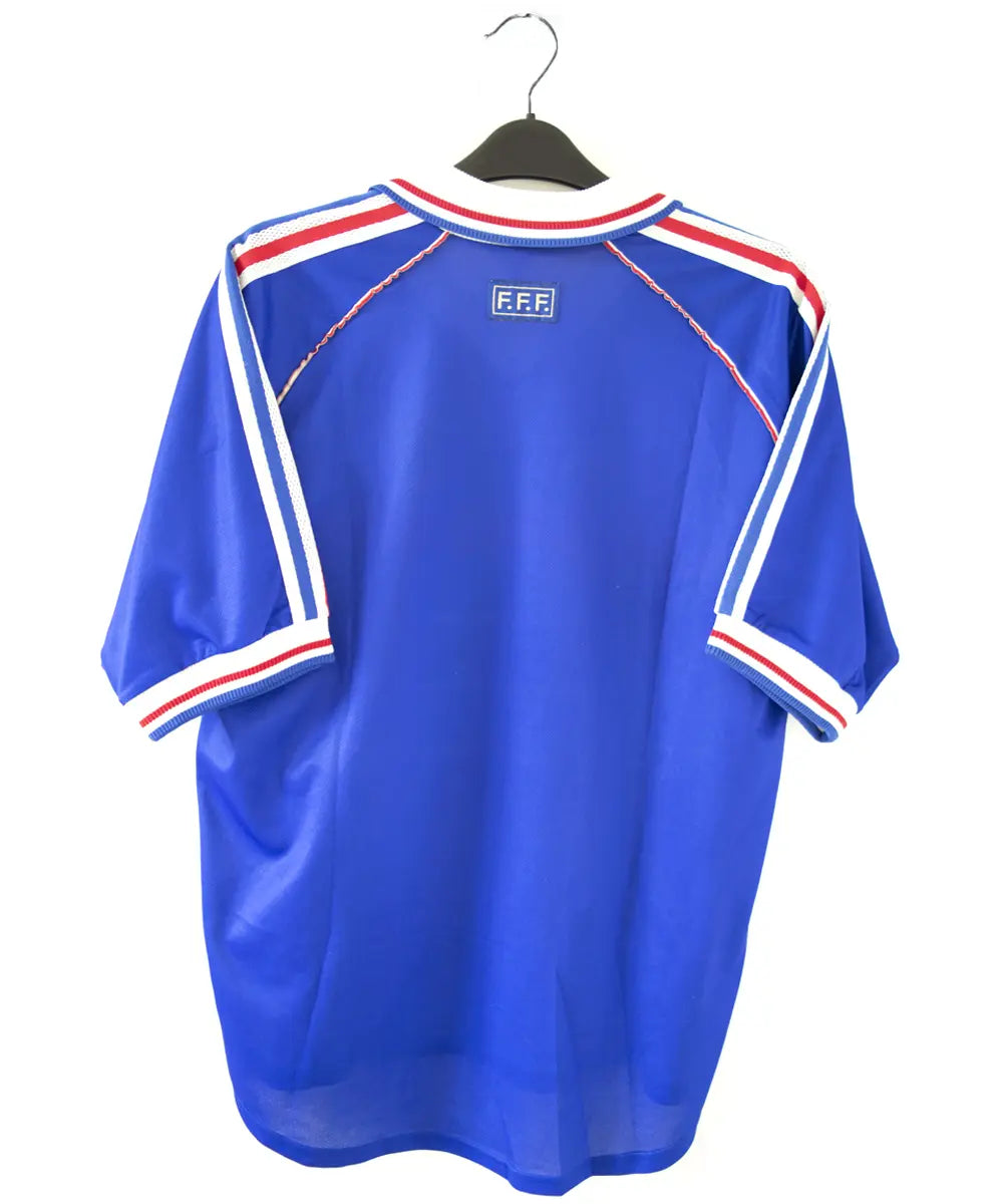 Maillot de foot bleu blanc rouge de l'équipe de france 98. on peut retrouver l'équipementier adidas