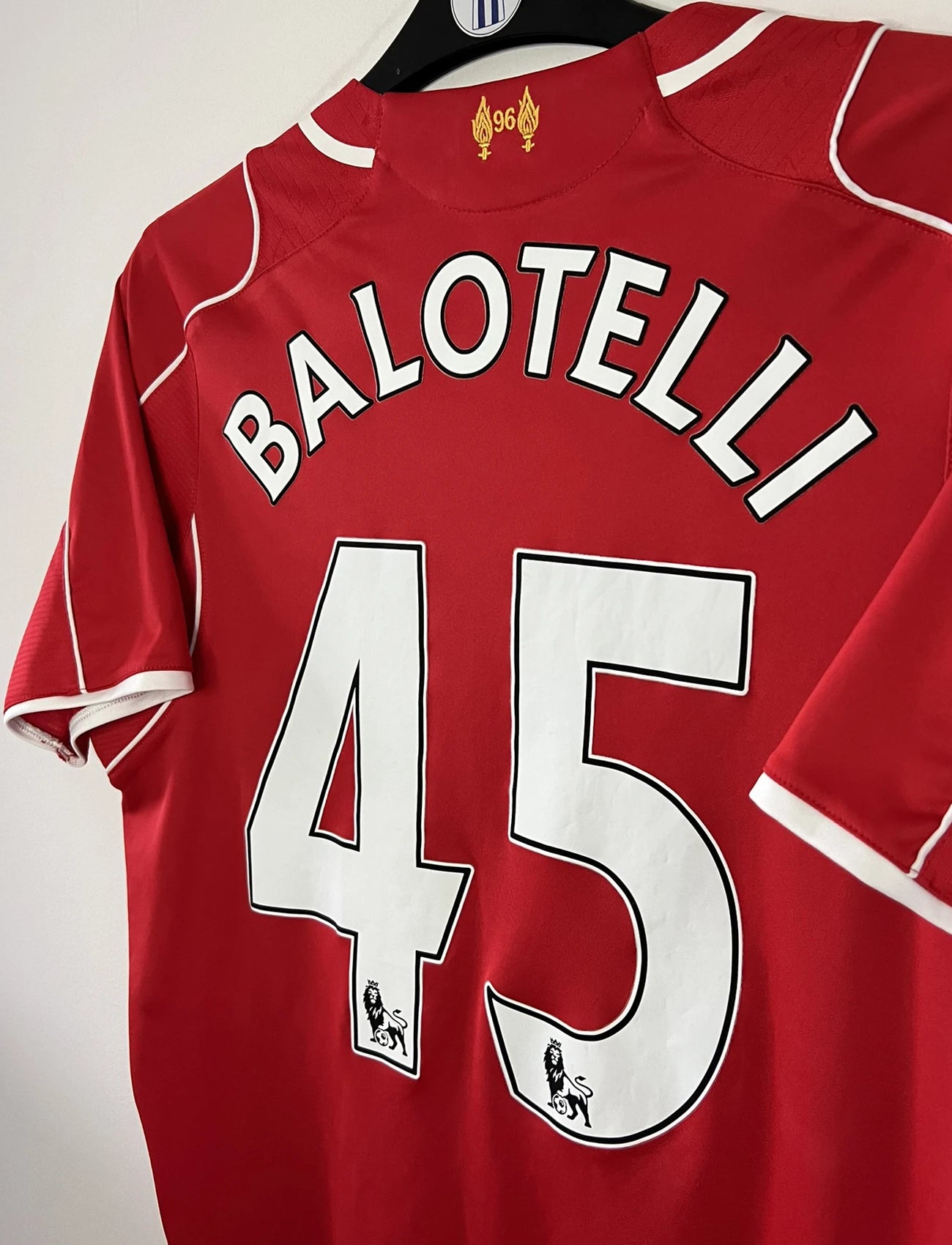 Maillot de foot rétro/vintage authentique rouge warrior Liverpool domicile 2014-2015 Balotelli flocage