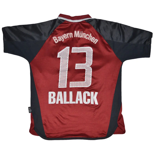 Maillot de foot rétro/vintage authentique domicile rouge et noir adidas Bayern Munich 2001-2002 Ballack flocage