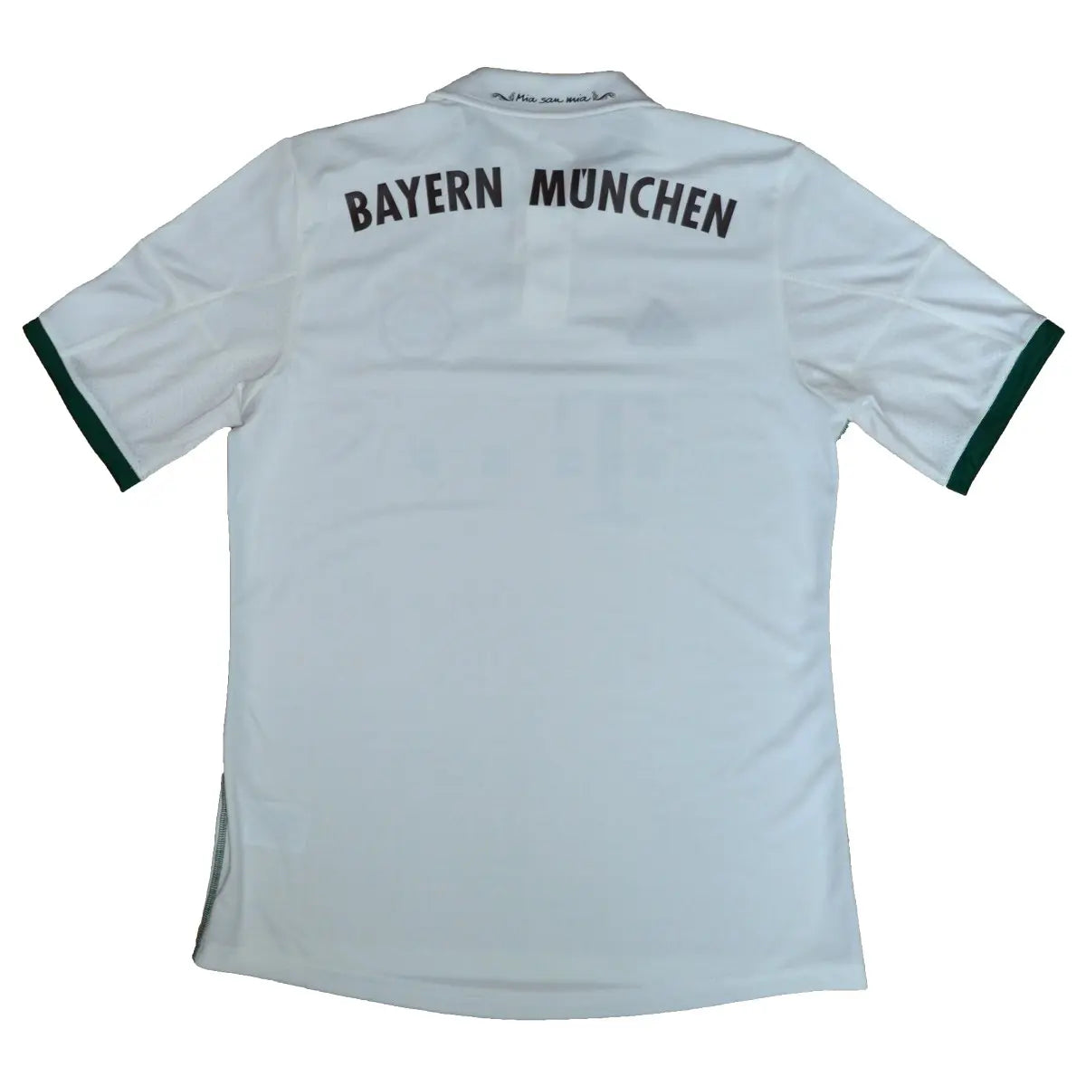 Maillot retro/vintage authentique extérieur du bayern 2013-2014 blanc, avec le sponsor adidas de dos