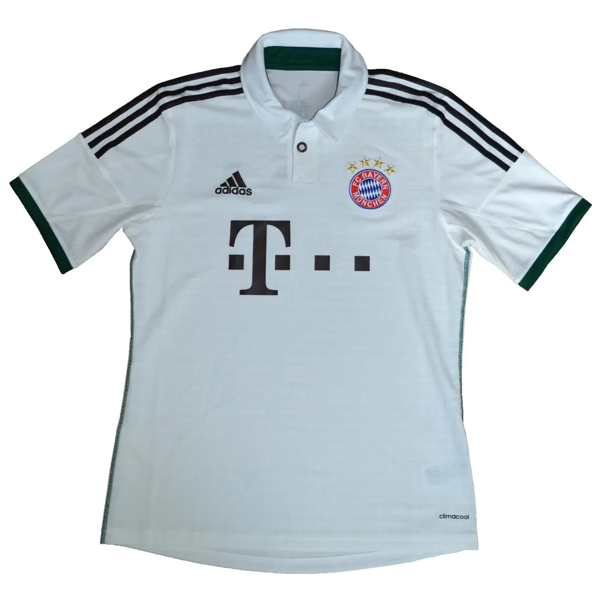 Maillot retro/vintage authentique extérieur du bayern 2013-2014 blanc, avec le sponsor adidas