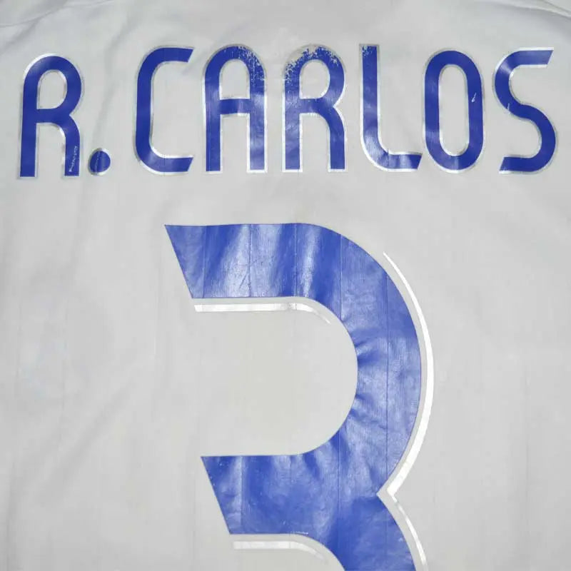 Maillot de foot rétro/vintage authentique blanc adidas Real Madrid domicile 2006-2007 Roberto Carlos flocage flocage de près